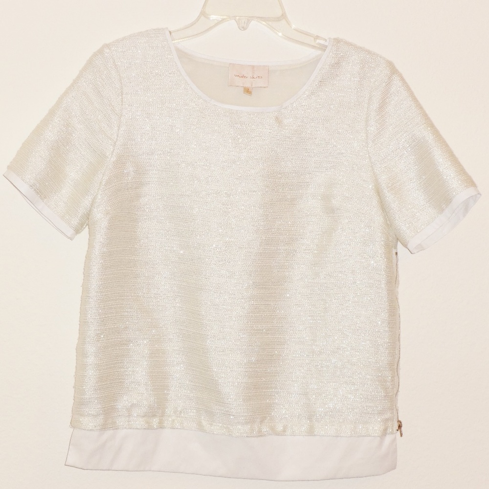 Under Skies Short sleeved sparkly gold blouse